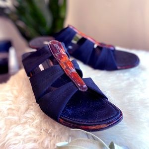 Donald J. Pliner Kitten Heels- Elastic- Tortoise